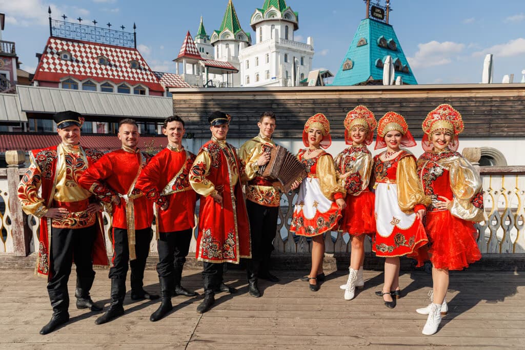 Вариант костюмов «Русский стиль»