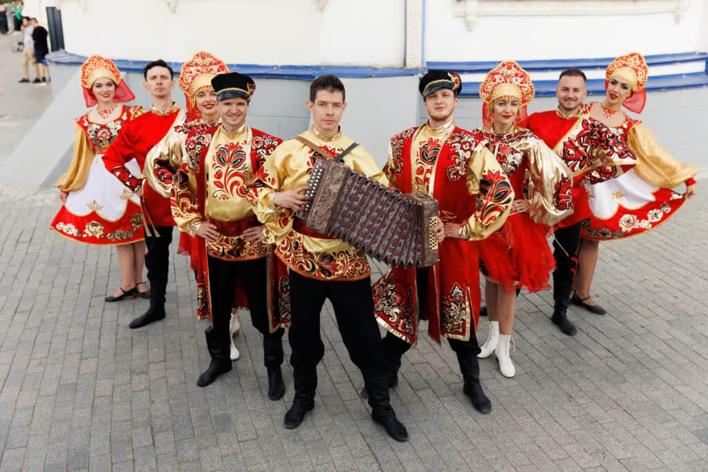 Вариант костюмов «Русский стиль»